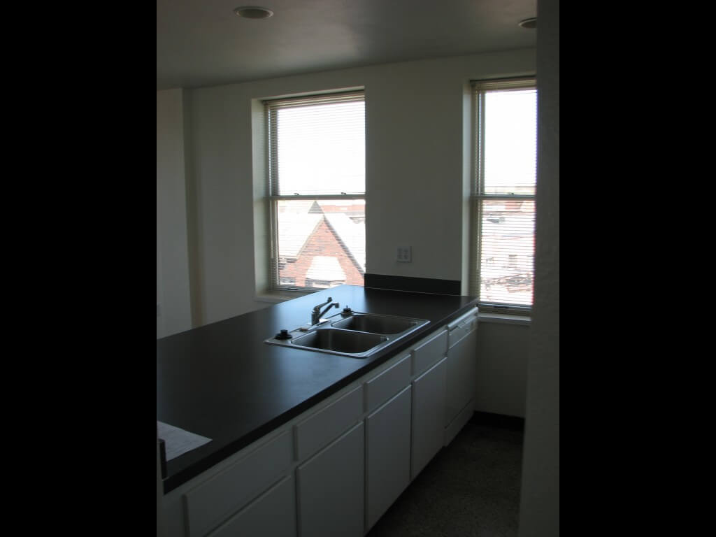 08_133468179105244071024076890008020