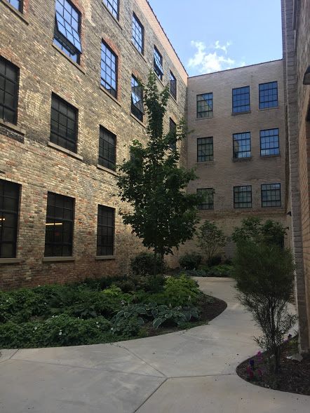 19511155_1252684218163859_1292295702522825249_n