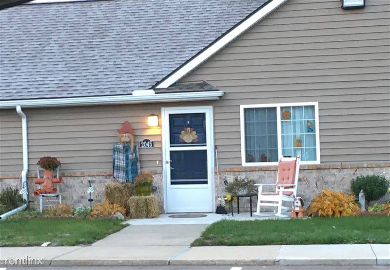 Adams Senior Private Entry