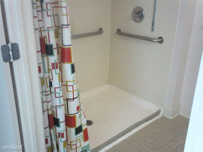 Agnes Street ADA Shower