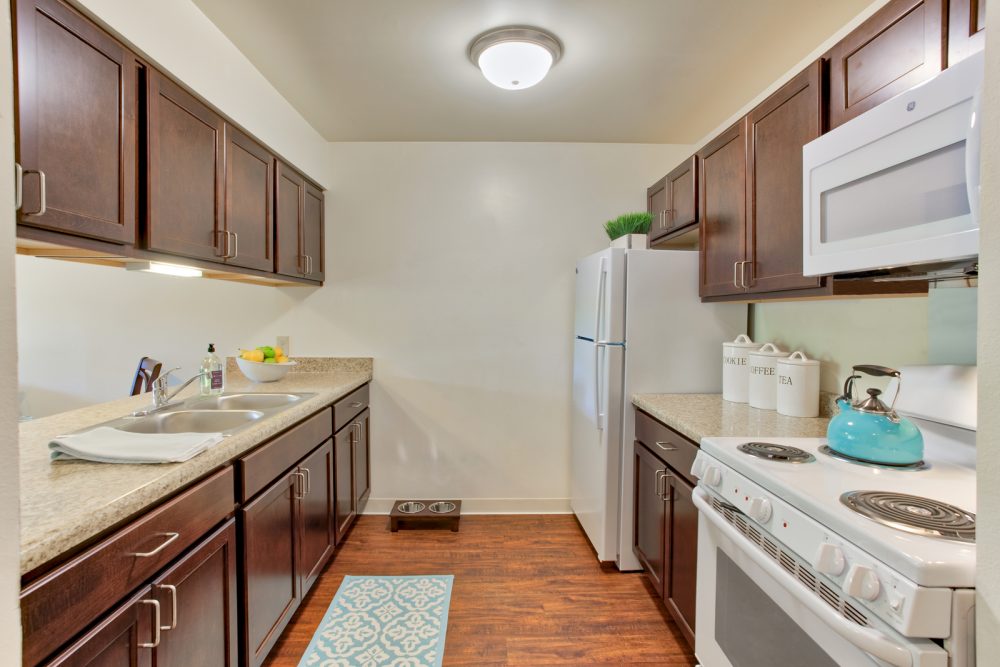 Ambrose Ridge Apartments Grand Rapids MI Kitchen 9100