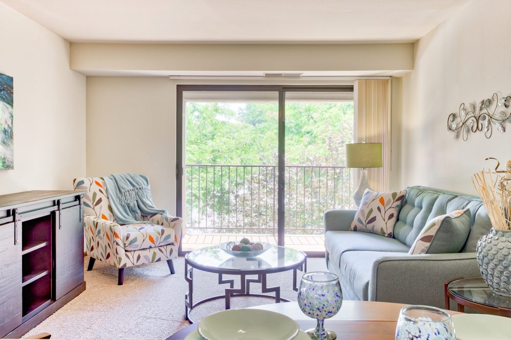 Ambrose Ridge Apartments Grand Rapids MI Living Room 9160