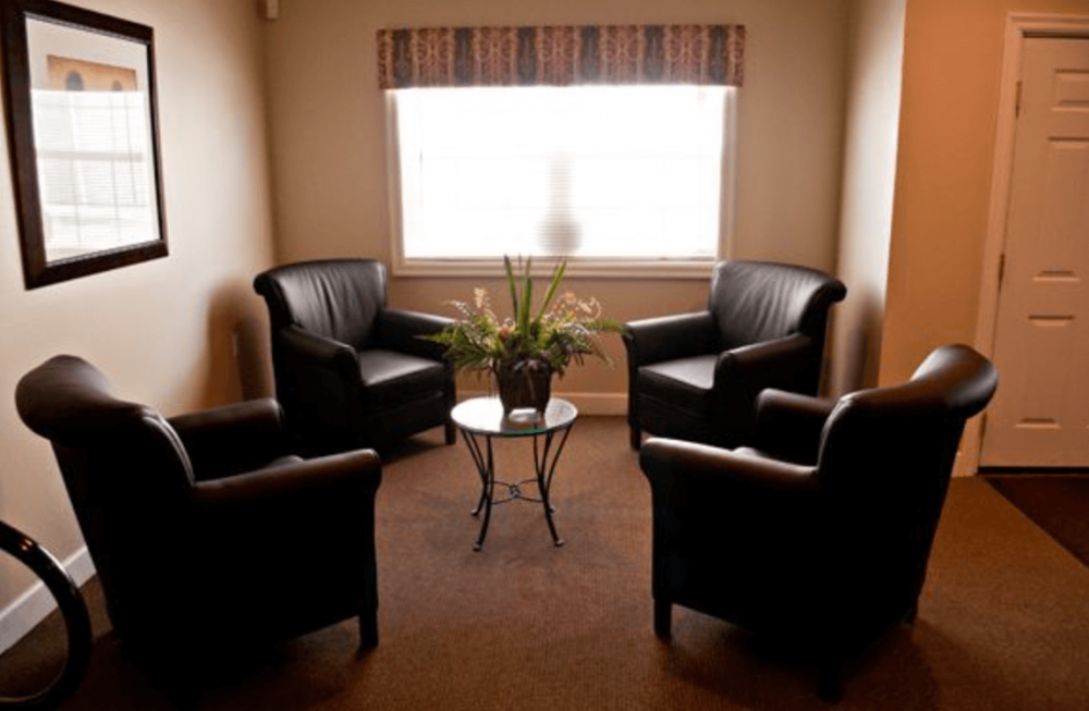 Bellemere Senior Apartments Detroit MI Living Room