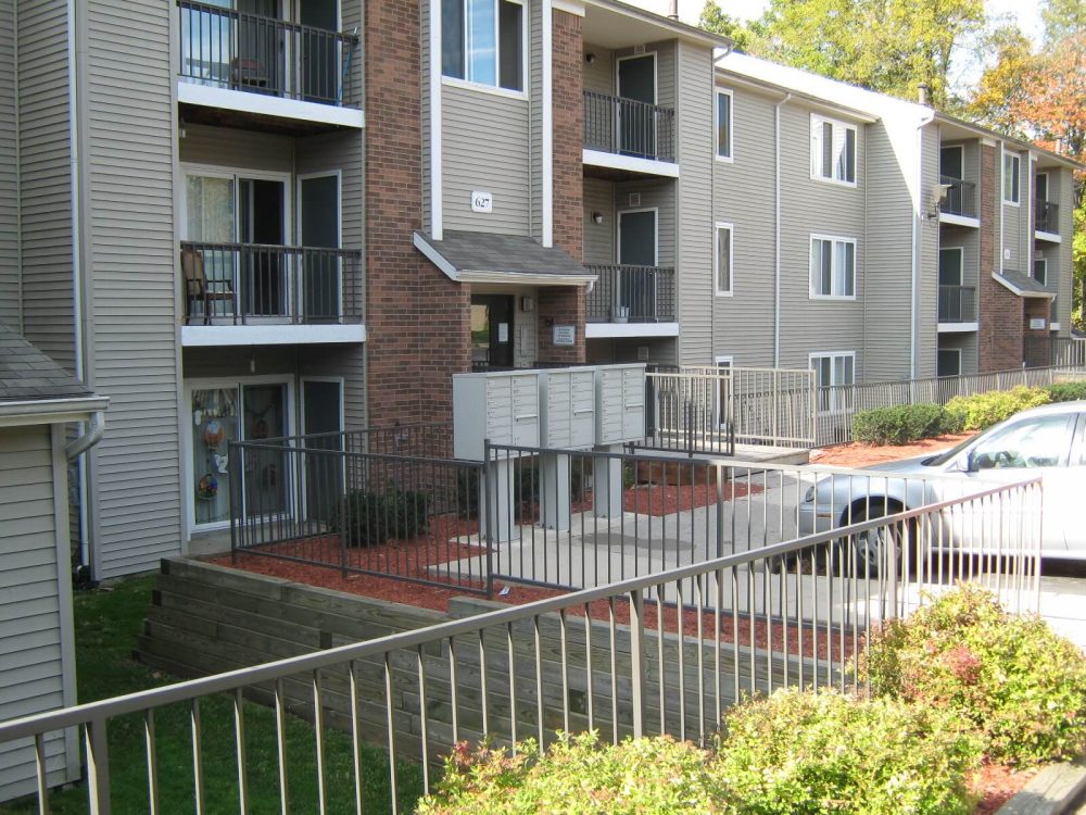 Camelot Hills Lansing MI Apartment Building