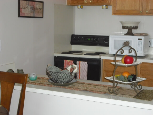 Centerline Park Towers Centerline MI Senior Apartments Kitchen