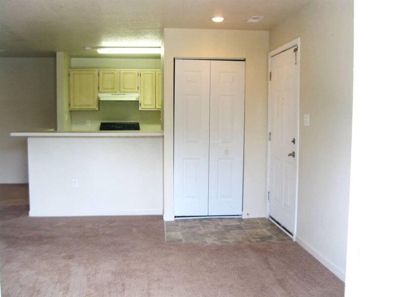 Clear Creek Apartments North Manchester IN Open Floorplan