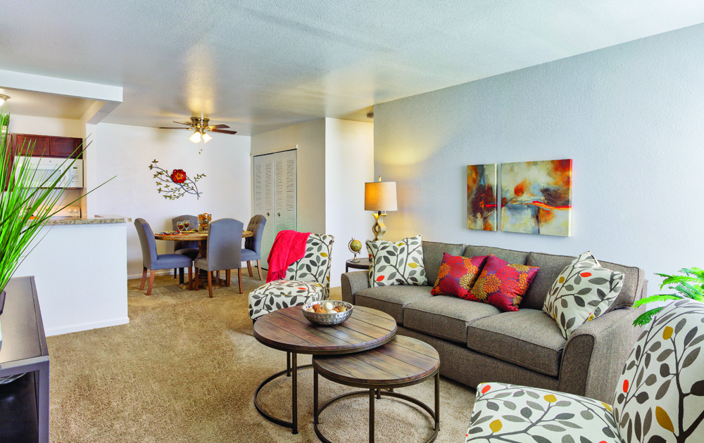 Silver Creek Apartments Flat Rock MI Living Room Dining Room 0045