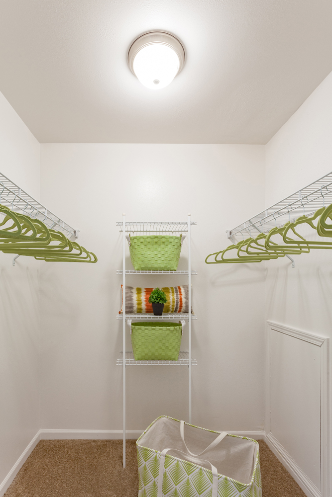 Silver Creek Apartments Flat Rock MI Master Bedroom Closet 9962