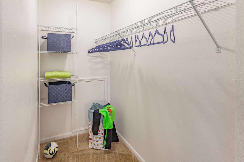 Silver Creek Apartments Flat Rock MI Second Bedroom Closet 9907