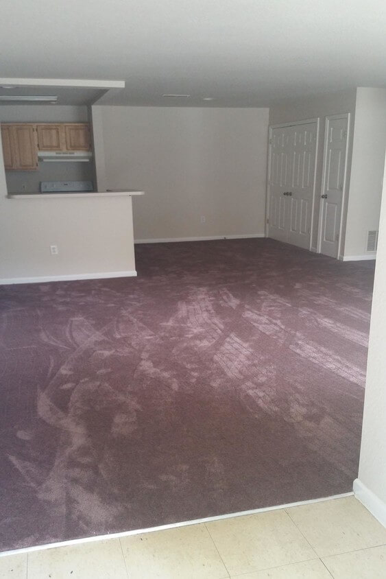 greenwood-village-hillsdale-mi-living-room-area